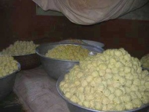 In Northern Ghana this is how shea is sold.